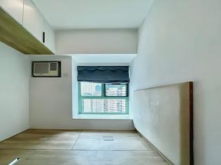 Wan Chai - Royal Court 05