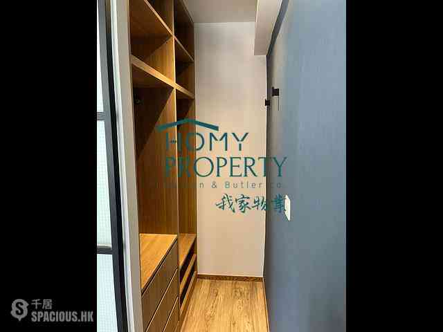 Sheung Wan - 256-258, Hollywood Road 03