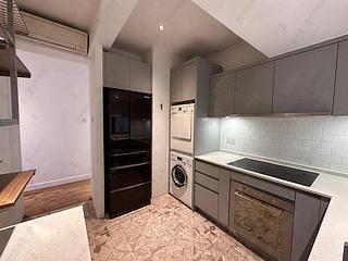 Mid Levels West - Realty Gardens Venice Court (Block 3) Venice Court 04