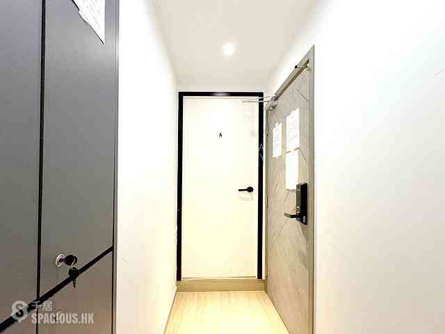 Soho - 24, Elgin Street 20