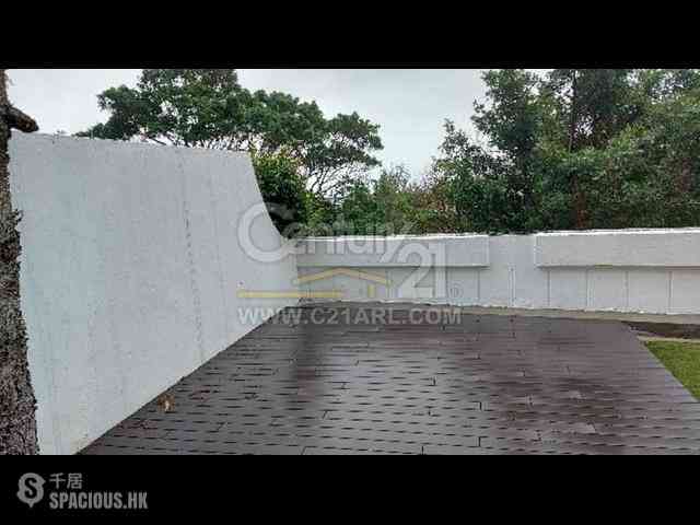 Stanley - Grosse Pointe Villa 02