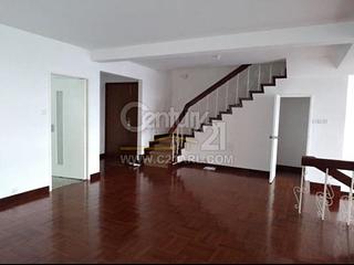 Stanley - Grosse Pointe Villa 05