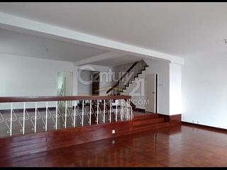 Stanley - Grosse Pointe Villa 06