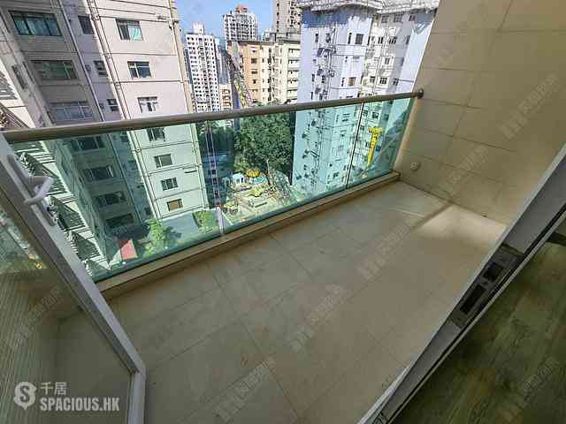 Mid Levels West - King's Garden 12