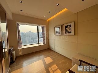 Happy Valley - Broadwood Twelve 06