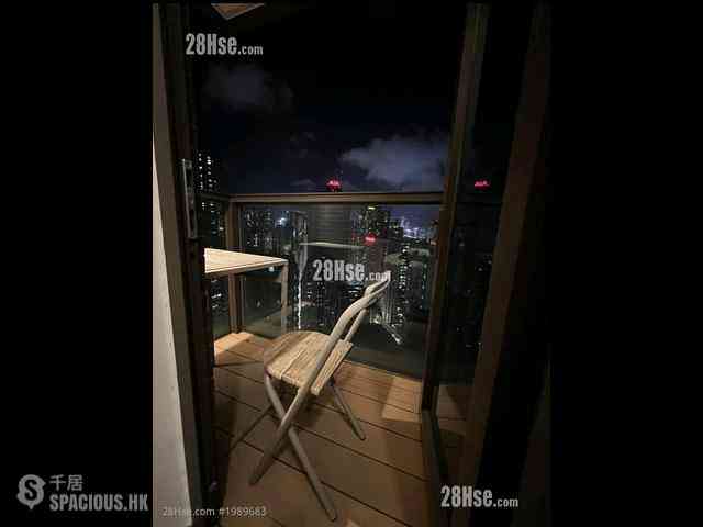 North Point - One Prestige 02