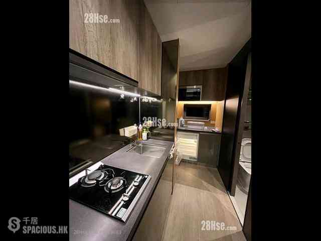 North Point - One Prestige 03