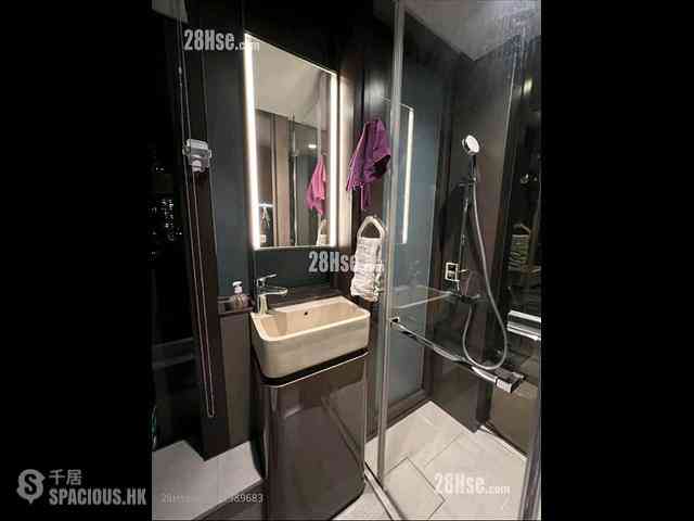 North Point - One Prestige 05