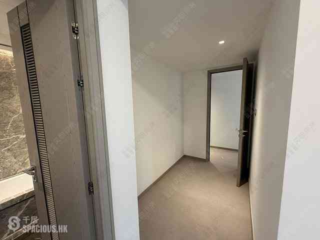 Wong Chuk Hang - The Southside Phase 3B Blue Coast 10