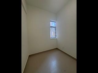 Sai Ying Pun - Yuet Sum Mansion 12