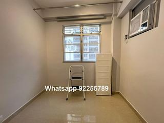 Sai Ying Pun - Fung Yat Building 04
