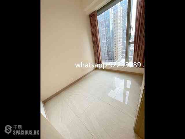 Sai Ying Pun - King's Hill 04
