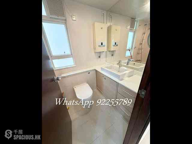 Sai Ying Pun - Golden Phoenix Court 07
