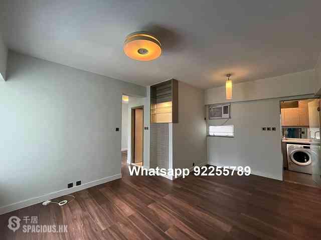 Mid Levels West - Bonham Court 01