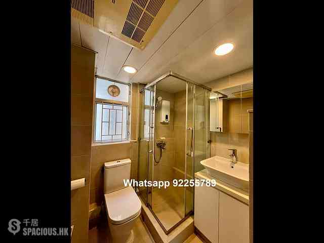 Mid Levels West - Bonham Court 09