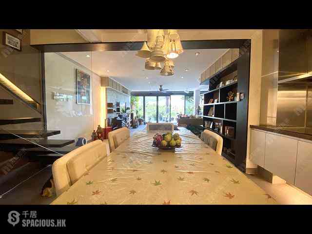 Chung Hom Kok - 13-25, Ching Sau Lane 04