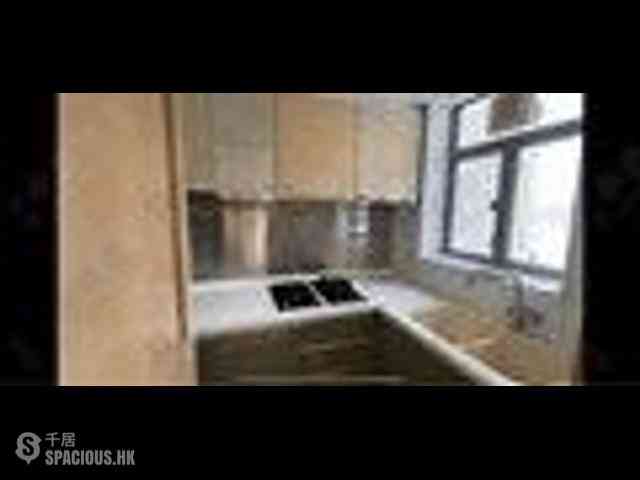 Sai Ying Pun - Island Crest Block 1 03