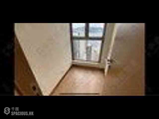 Sai Ying Pun - Island Crest Block 1 05