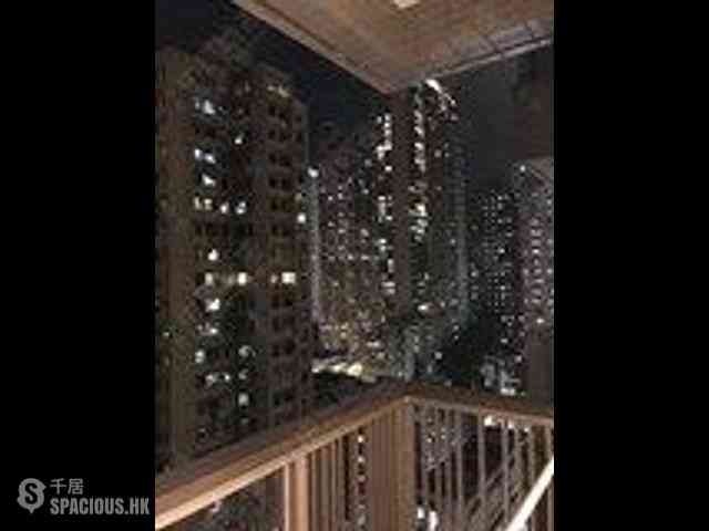 Sai Ying Pun - Island Crest Block 1 03