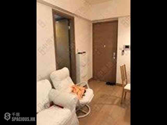 Sai Ying Pun - Island Crest Block 1 04