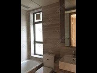 Sai Ying Pun - Island Crest Block 2 05