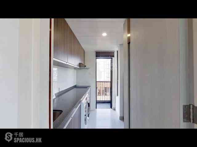 Shau Kei Wan - EAST 17 07