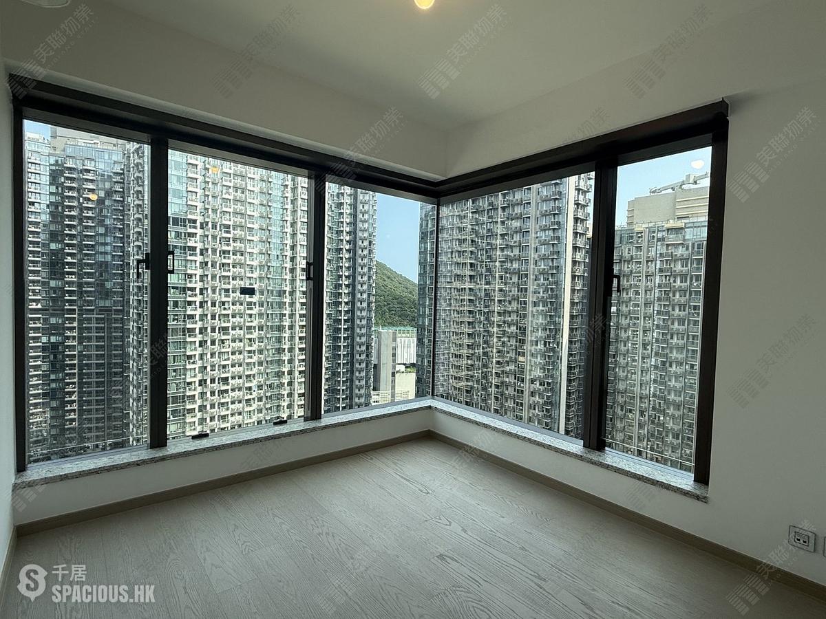 Wong Chuk Hang - The Southside Phase 3B Blue Coast Tower 2B 01