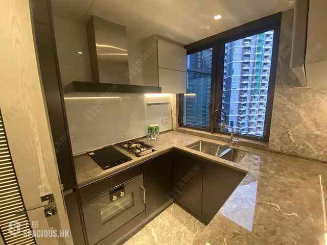 Wong Chuk Hang - The Southside Phase 3B Blue Coast Tower 2B 03