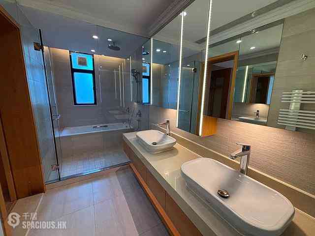 Mid Levels Central - Chung Tak Mansion 04
