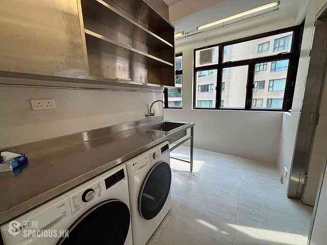 Mid Levels Central - Chung Tak Mansion 06