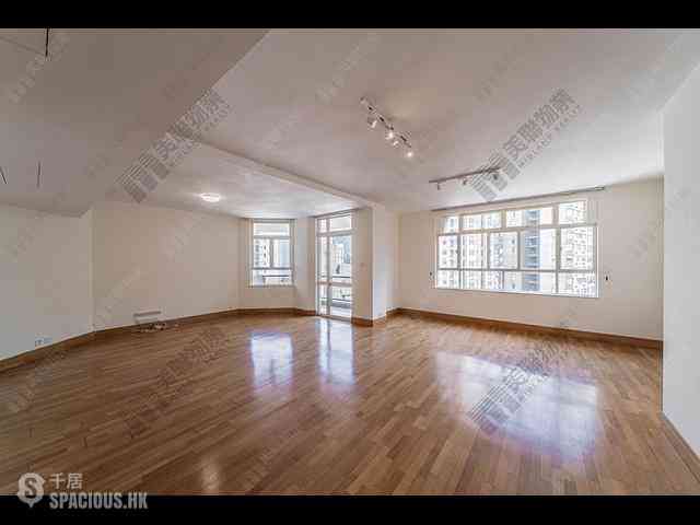 Mid Levels Central - Tregunter Block 1 02