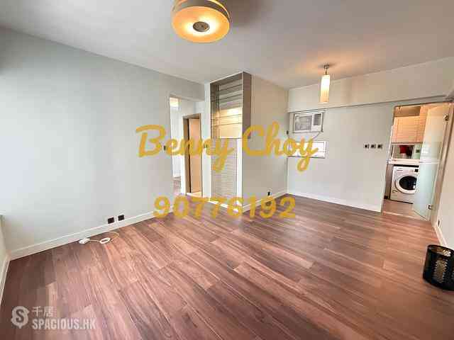 Mid Levels West - Bonham Court 01