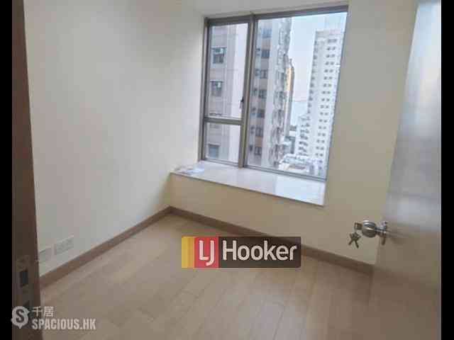 Sai Ying Pun - Island Crest 07
