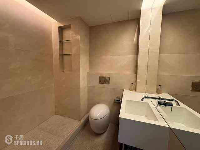 Repulse Bay - The Somerset 13