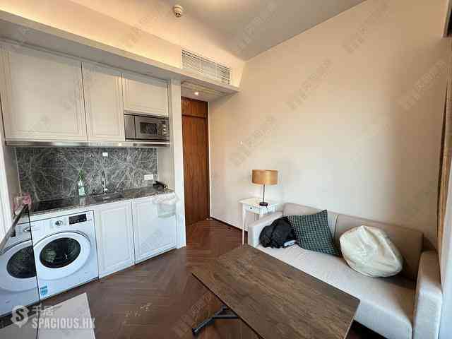 Shek Tong Tsui - One South Lane 06