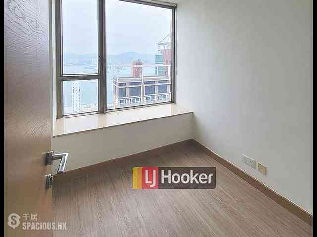 Sai Ying Pun - Island Crest 06