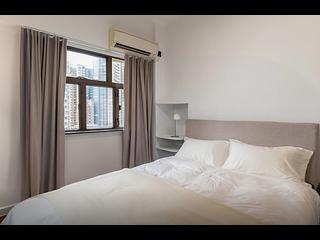 Soho - 147, Caine Road 04