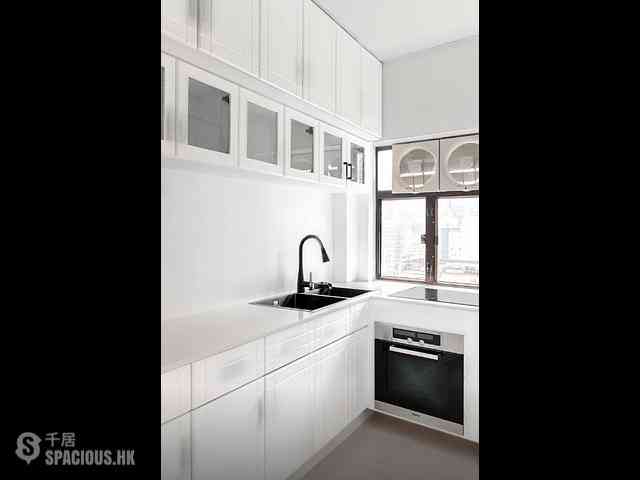 Soho - 147, Caine Road 03