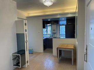 Sai Ying Pun - Golden Phoenix Court 02