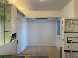 Sai Ying Pun - Golden Phoenix Court 05