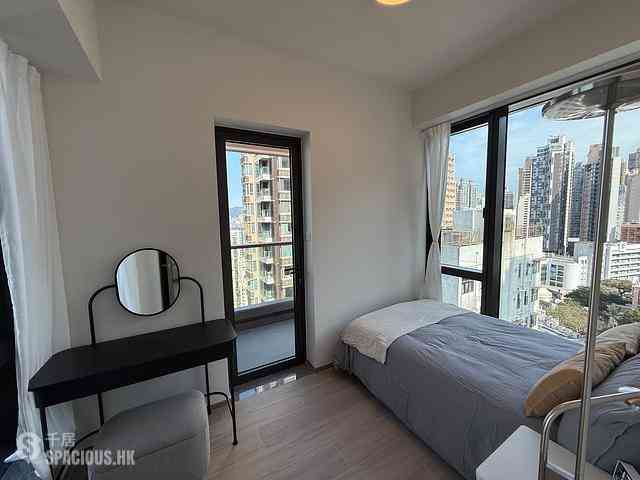 Shek Tong Tsui - The Hilltop 08
