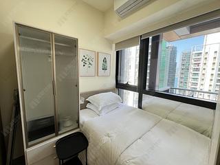 Sai Ying Pun - The Queens 04