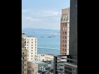 Shek Tong Tsui - Novum West 11