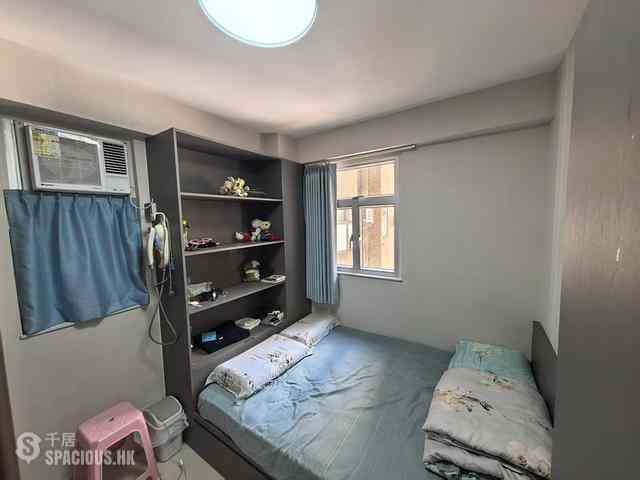 Sai Ying Pun - King Ming Mansion 06