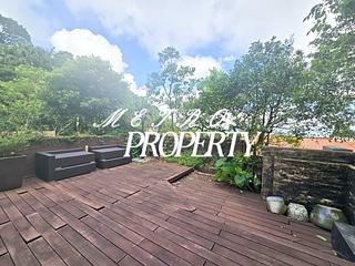 The Peak - Strawberry Hill 12