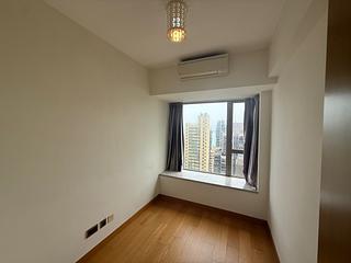 Sai Ying Pun - The Nova 08