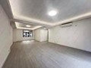 Mid Levels Central - Right Mansion 03