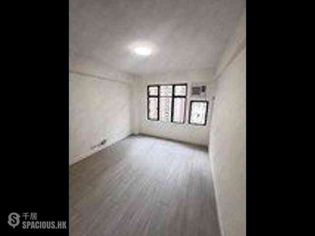 Mid Levels Central - Right Mansion 06
