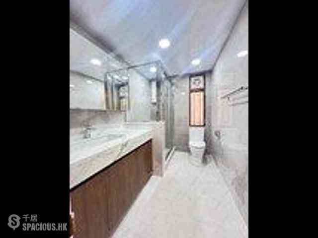 Mid Levels Central - Right Mansion 08