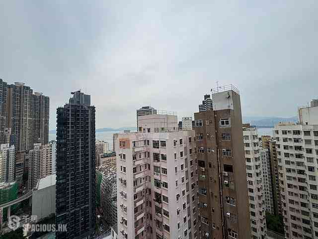 西营盘 - 景辉大厦B座 04